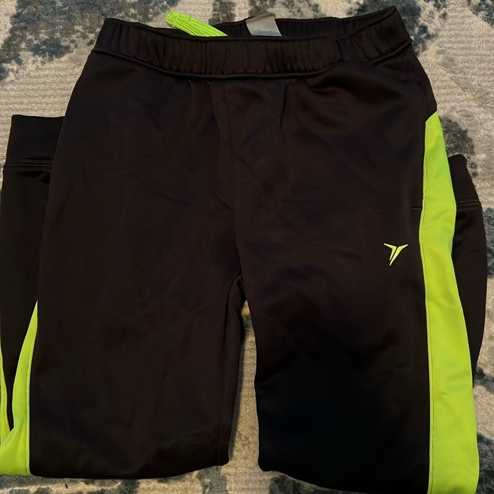 Old Navy active